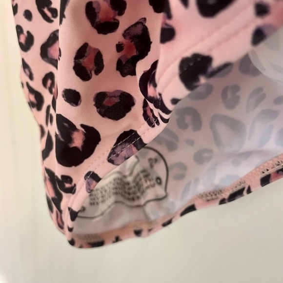 NEW Women’s swimsuit - Small - Picture 3 of 9